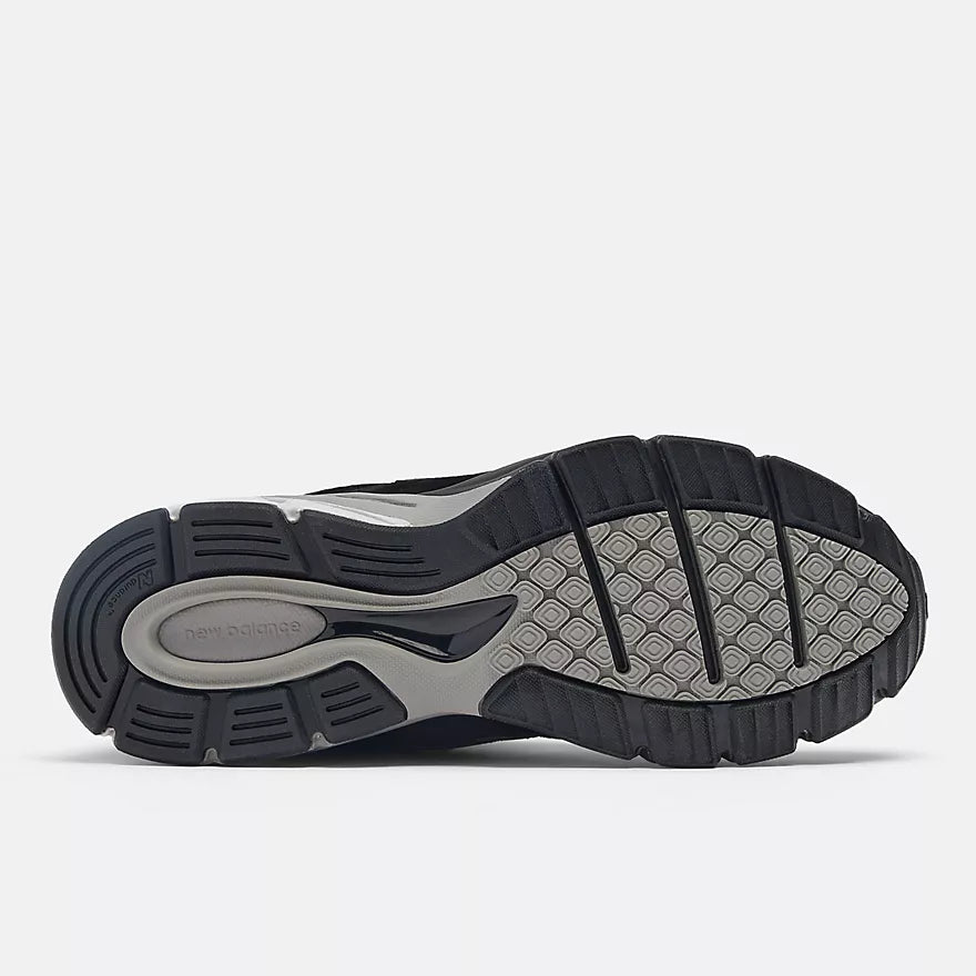 990v4