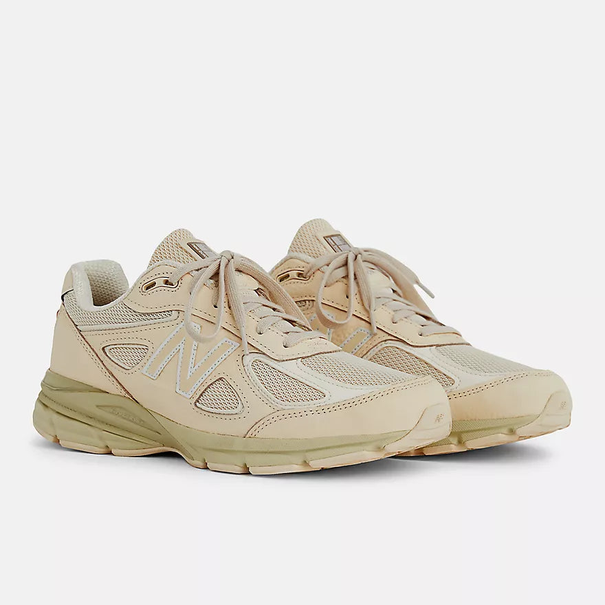 990v4