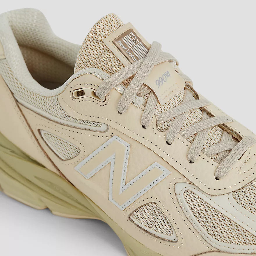 990v4