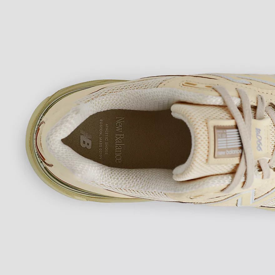 990v4