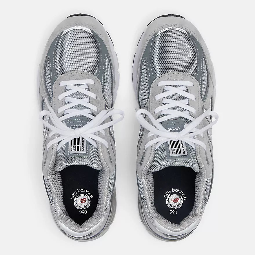 990v4