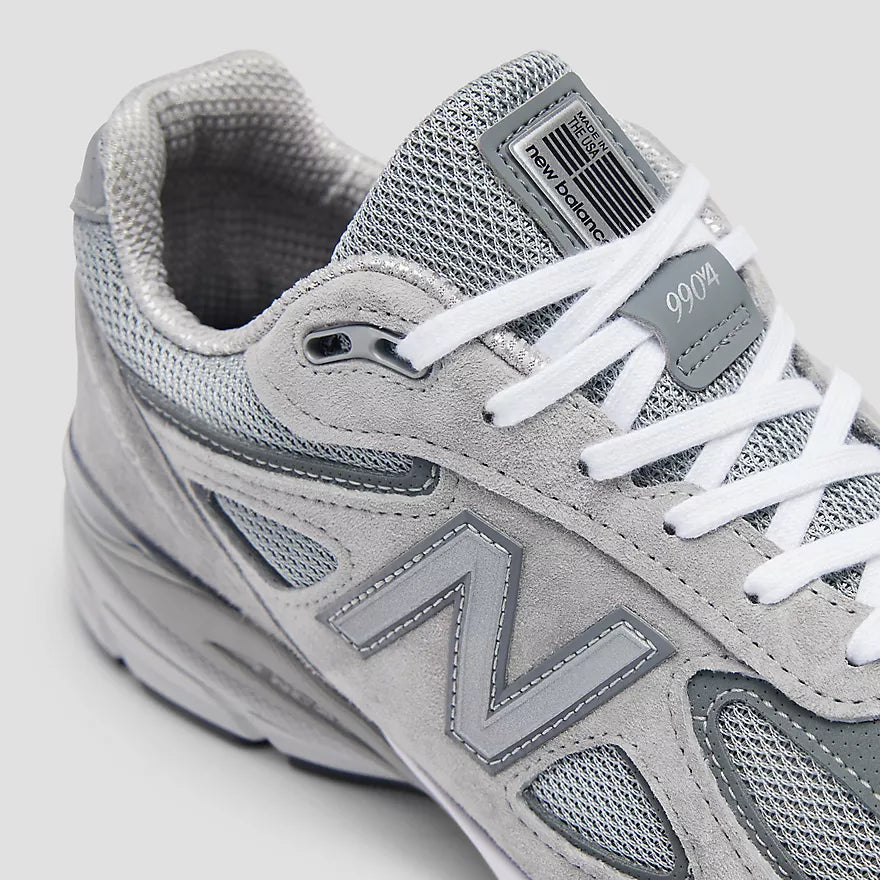 990v4