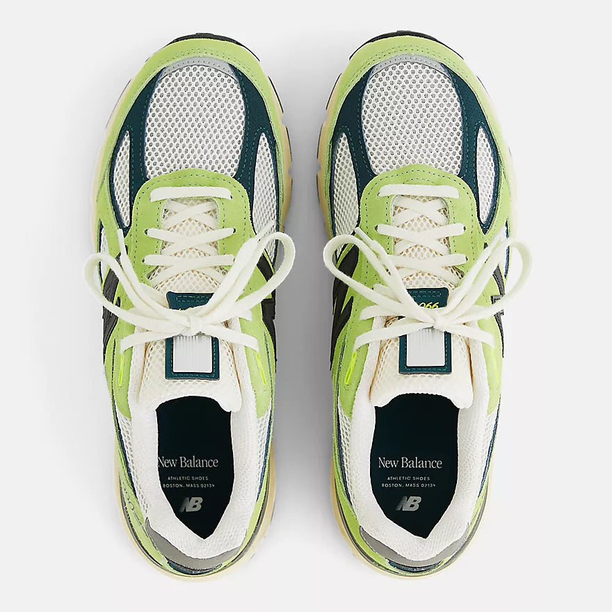 990v4