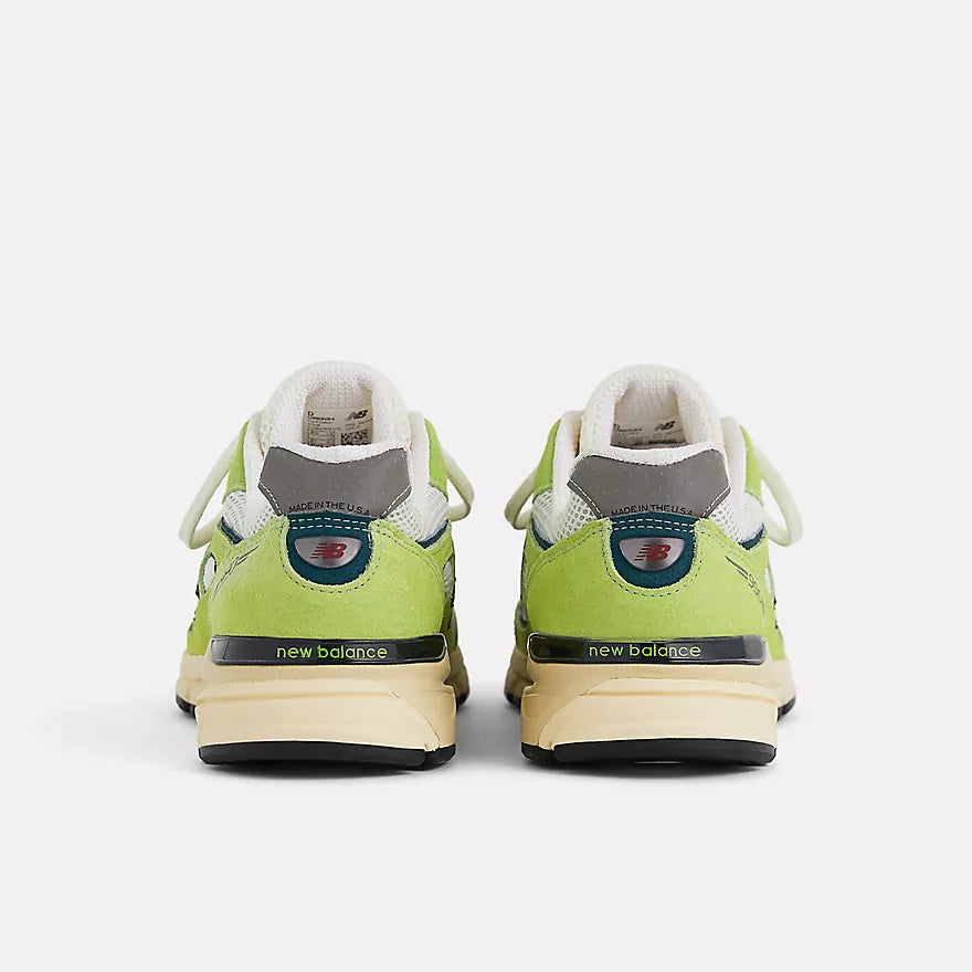 990v4