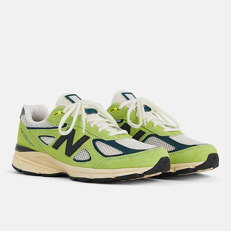 990v4