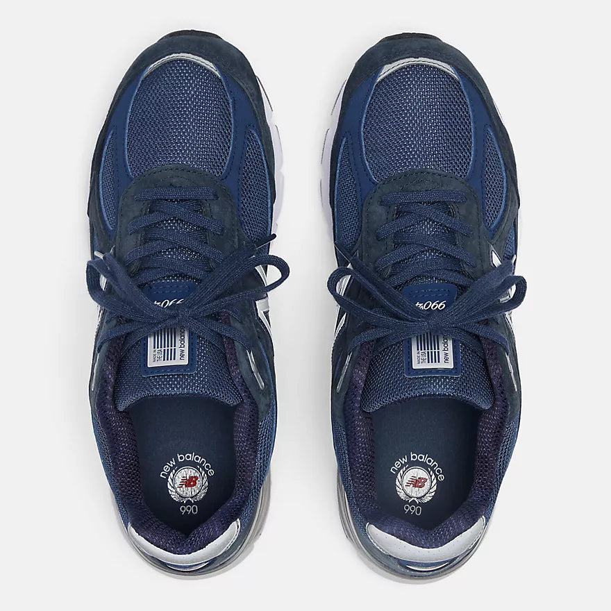 990v4