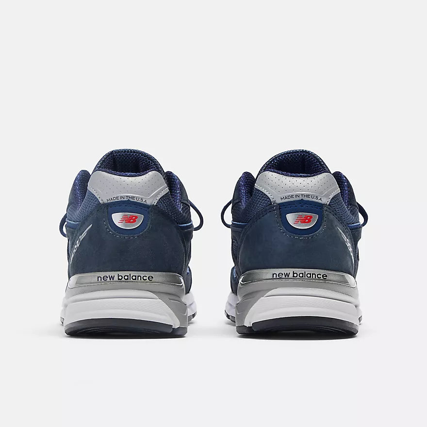 990v4