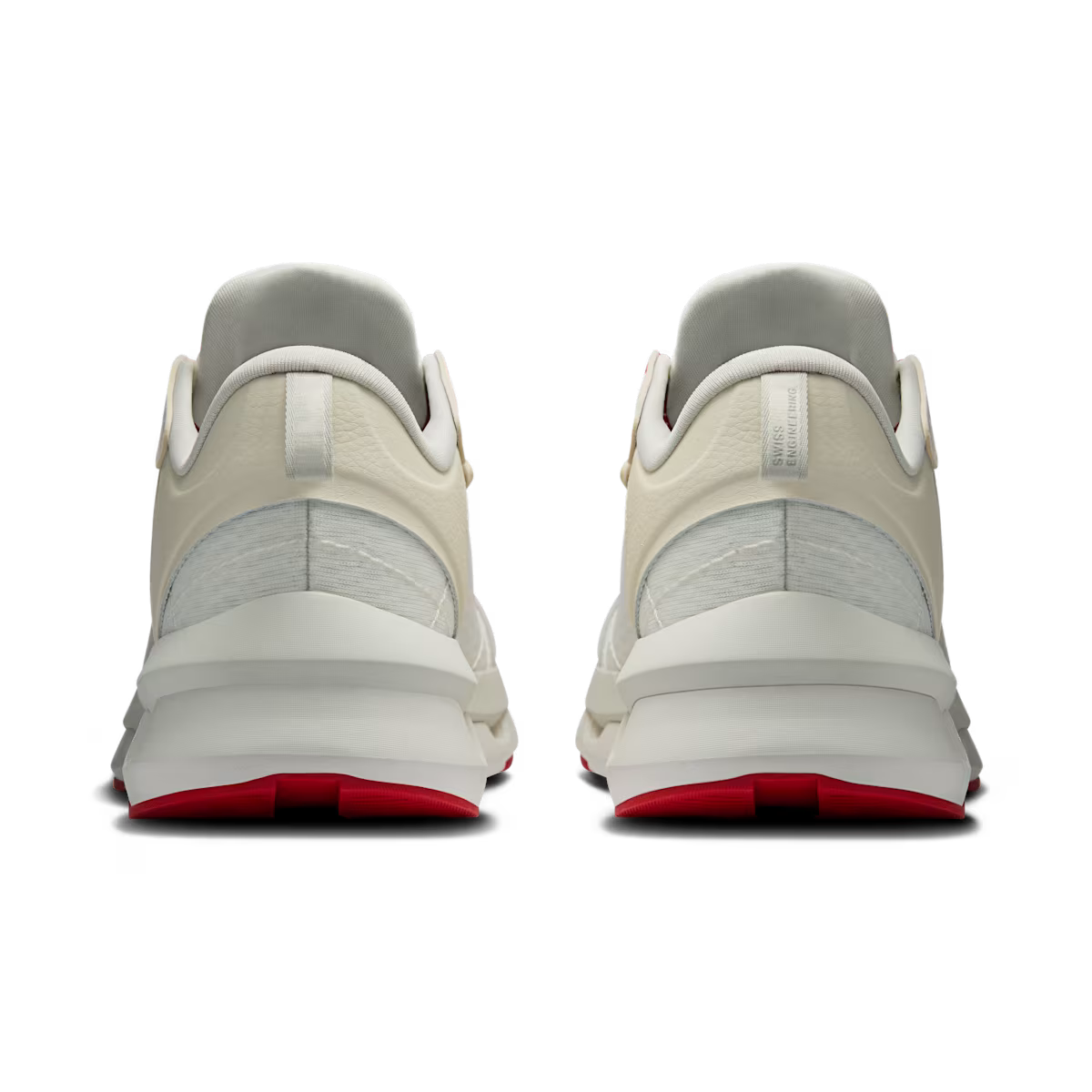 Sur la Lune de la zone nuageuse