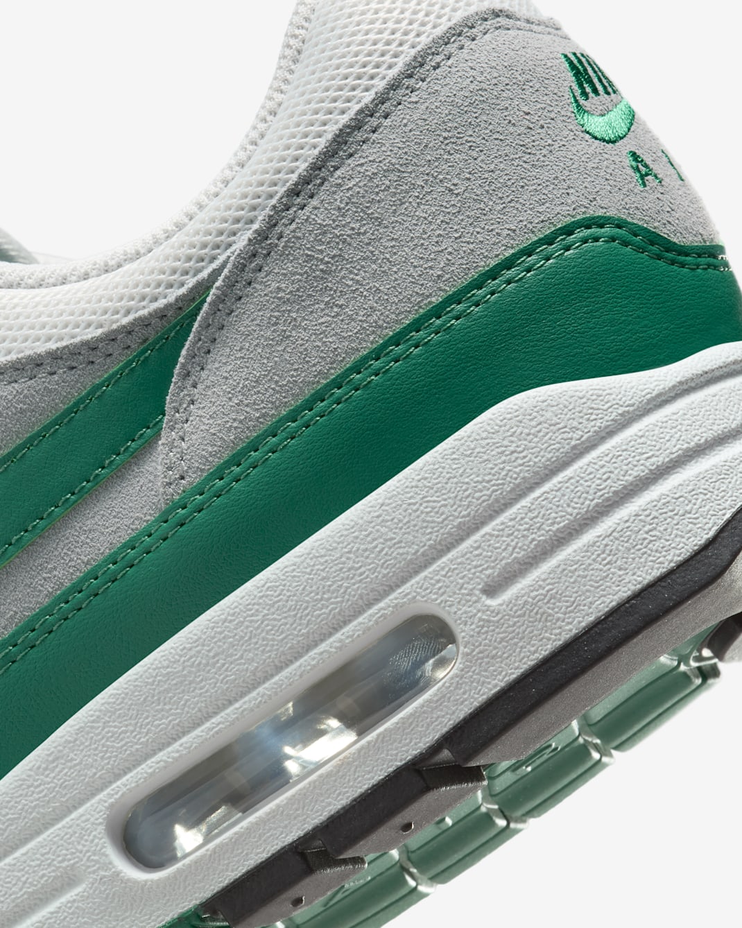 Nike Air Max 1 Essential