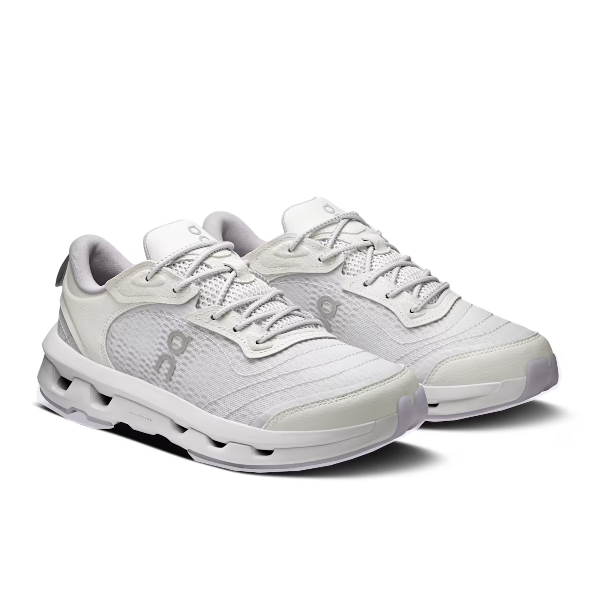 Sur la Lune de la zone nuageuse